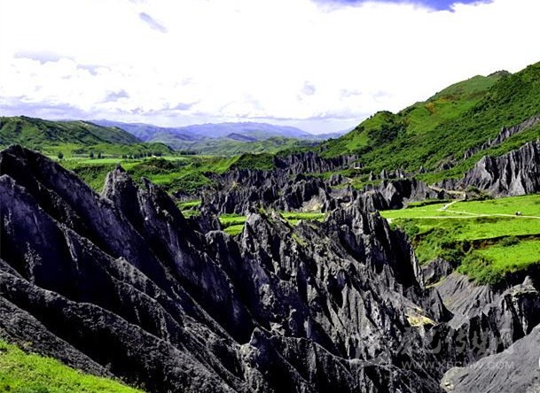 墨石？甘孜還藏著這樣的地質(zhì)公園
