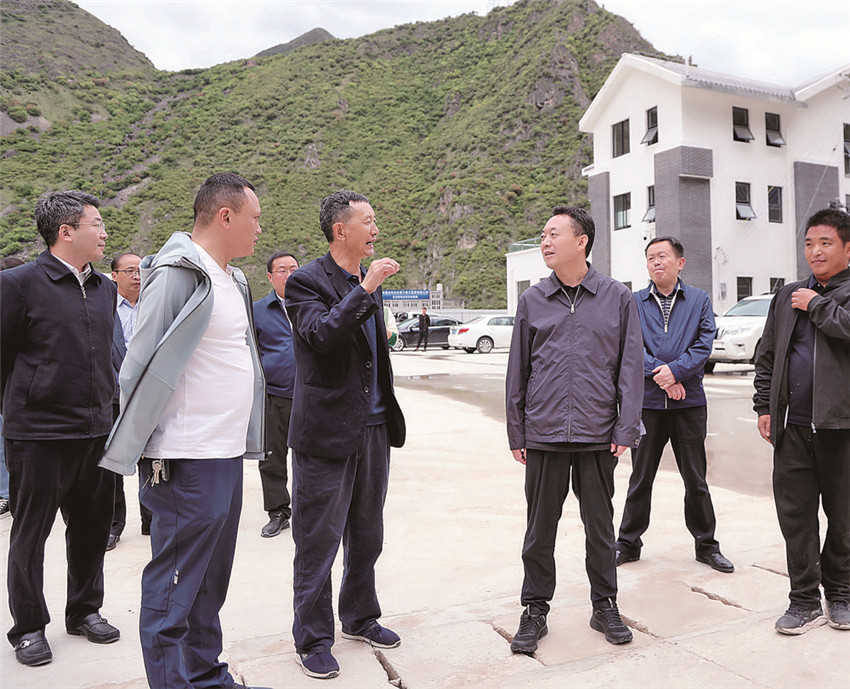 沈陽(yáng)在長(zhǎng)河壩.jpg 沈陽(yáng)在長(zhǎng)河壩.jpg