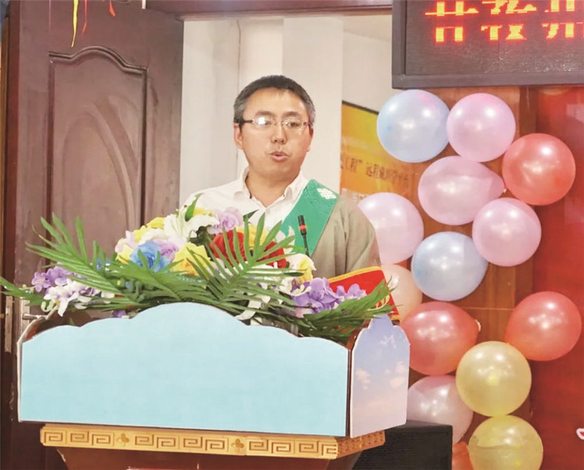 優(yōu)秀醫(yī)師.jpg 優(yōu)秀醫(yī)師.jpg