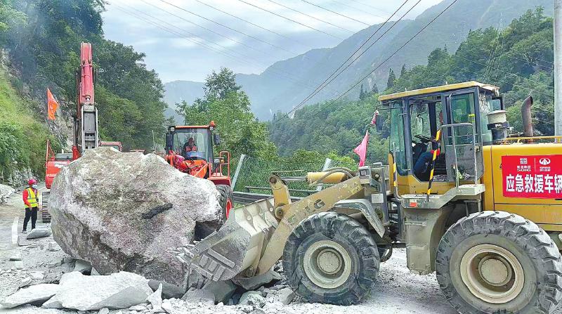 奮戰(zhàn)27小時2.jpg 奮戰(zhàn)27小時2.jpg